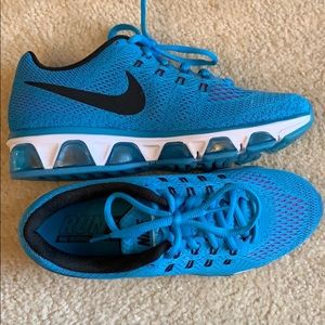 Nike tailwinds brand new